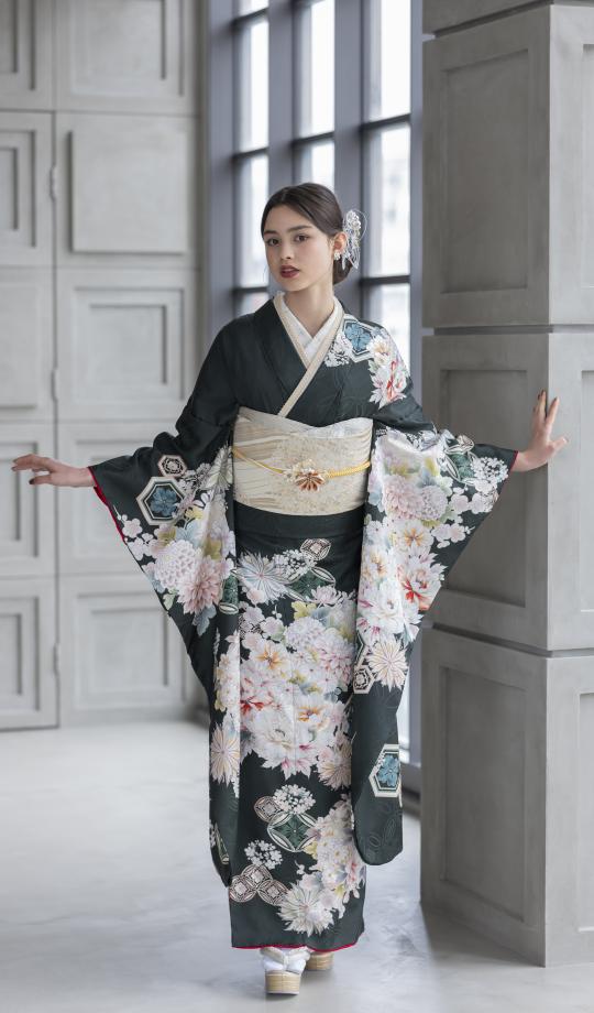 ナカナリ 　振袖セット　3枚　訳あり　美品　まとめ売り Furisode coffret】CF-404 - 成人式の振袖レンタルならオンディーヌ